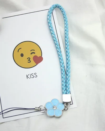 Beautiful flower charm mobile chain