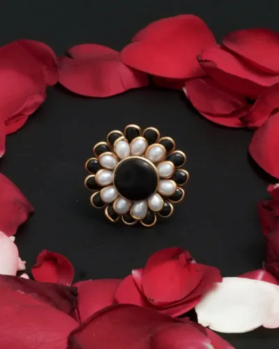 Traditional white and black pachi ring