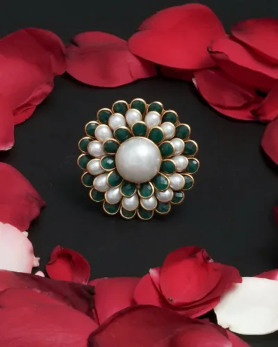 Traditional green pachi ring