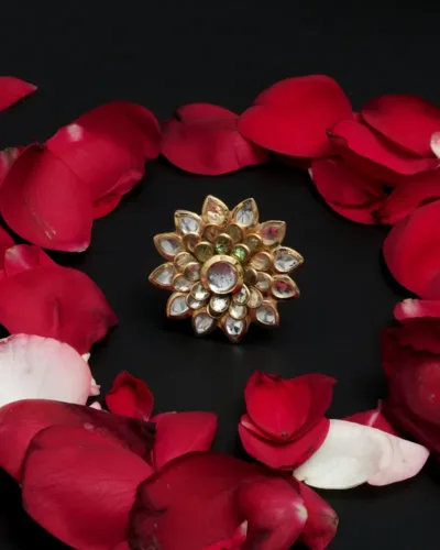 Royal lotus kundan ring