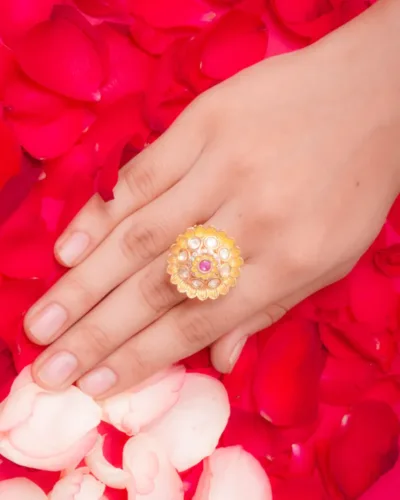 traditional kundan ring give royal and elegant touch to your look