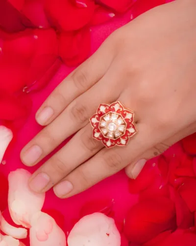 traditional kundan ring give royal and elegant touch to your look