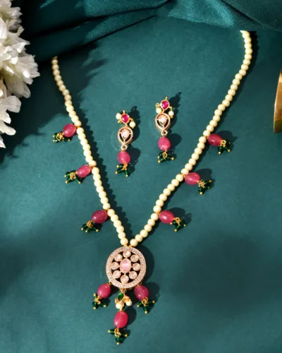 Richlook Delicate Kundan Red Green  Necklace With Smart Look Pearl Mala
