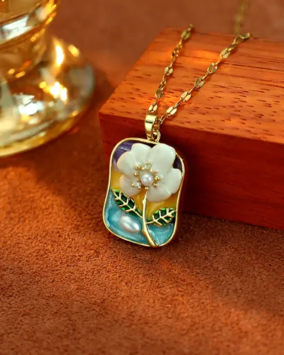 Elegant Gold-Plated Floral Pendant Necklace with Pearl and Gemstone Accents