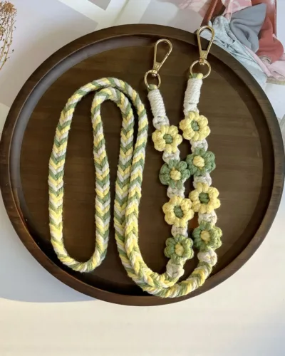 Beautiful and trendy crochet flower mobile strip