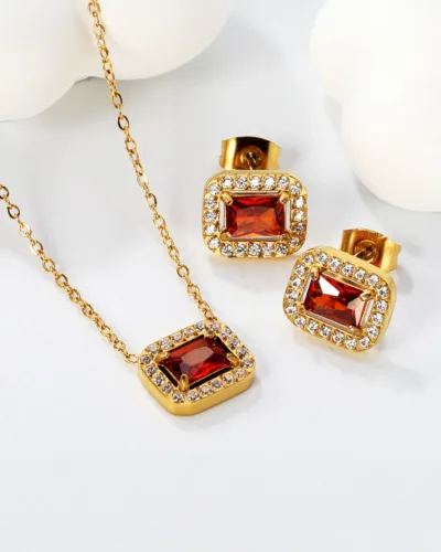 Garnet Radiance  rectangle shapeGold-Plated Pendant Set
