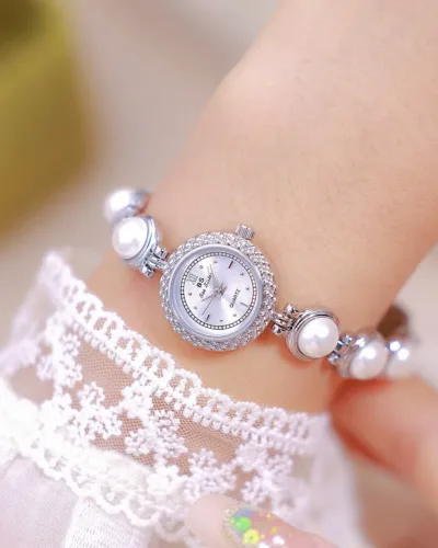 Treandy elegant women's pearl strap analog watch