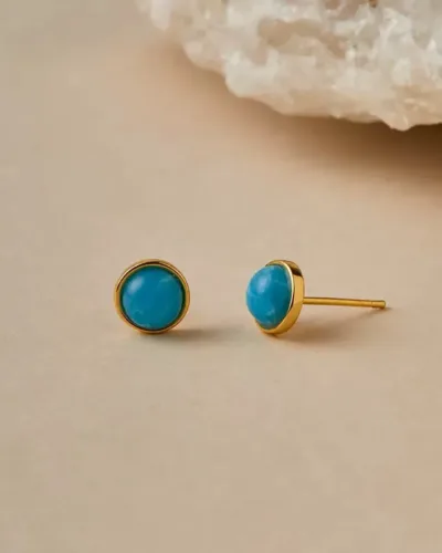 Beautiful  emerald twisted stud earing